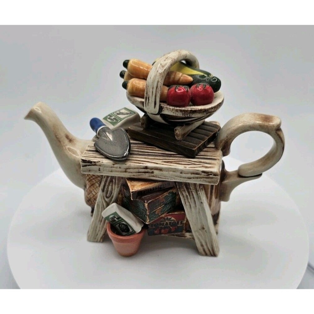 Cardew Teapot Garden Table *Excellent Condition*